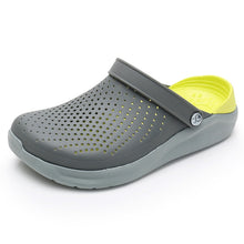 Load image into Gallery viewer, 2019 Men Sandals Crocks LiteRide Hole Shoes Crok Rubber Clogs For Men EVA Unisex Garden Shoes Black Crocse Adulto Cholas Hombre