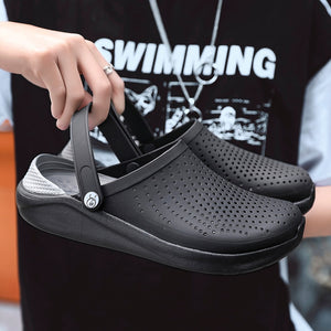 2019 Men Sandals Crocks LiteRide Hole Shoes Crok Rubber Clogs For Men EVA Unisex Garden Shoes Black Crocse Adulto Cholas Hombre