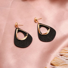 Load image into Gallery viewer, X&amp;P New Fashion Round Dangle Drop Korean Earrings For Women Geometric Round Heart Gold Earring Wedding 2020 kolczyki Jewelry
