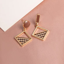 Load image into Gallery viewer, X&amp;P New Fashion Round Dangle Drop Korean Earrings For Women Geometric Round Heart Gold Earring Wedding 2020 kolczyki Jewelry
